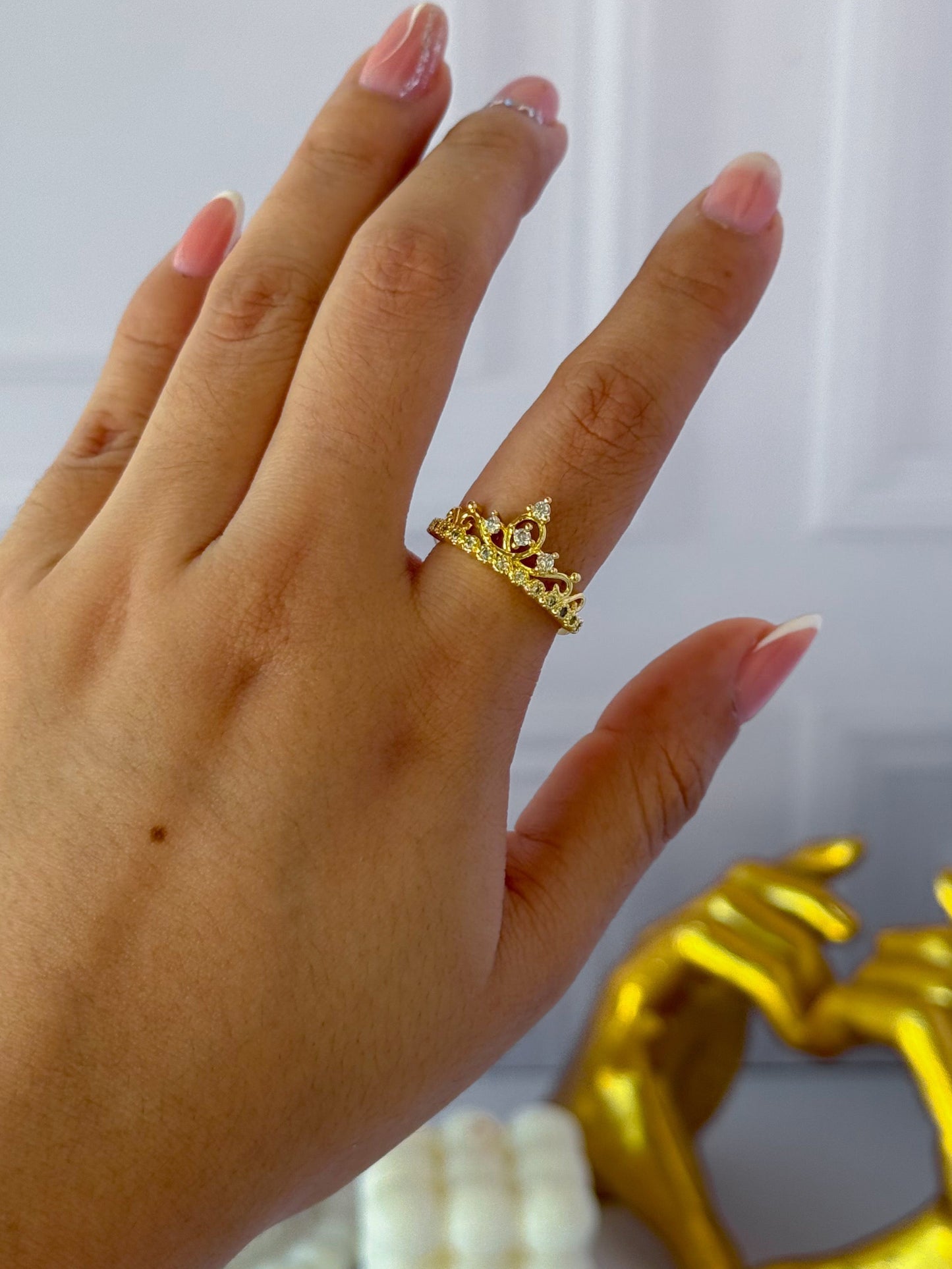 Anillo de corona grande