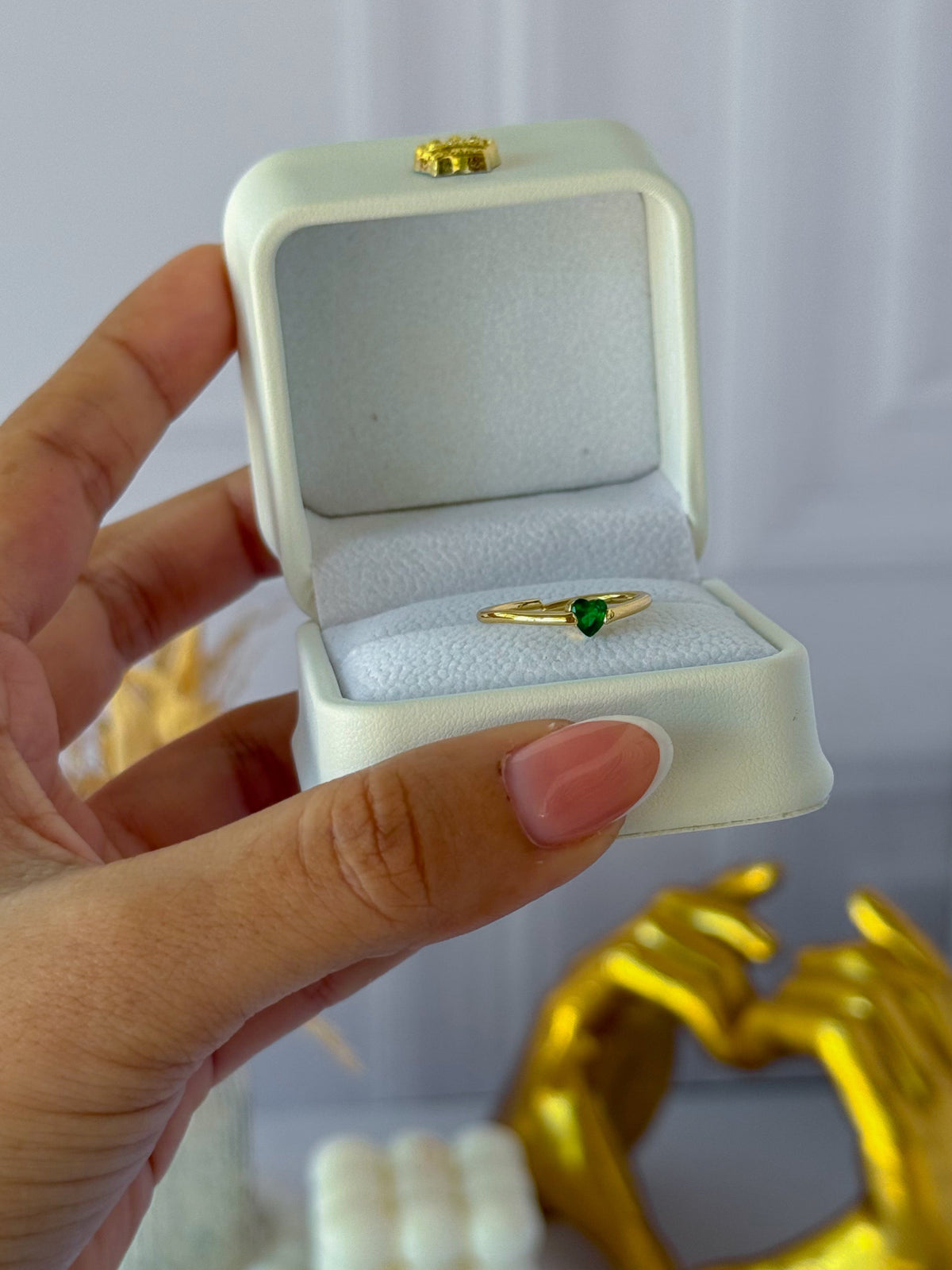Mini anillo de corazón verde