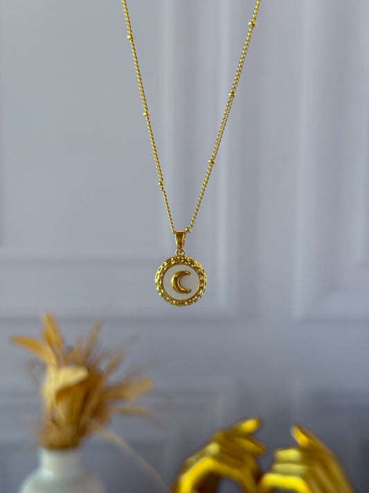 Pearlescent Moon Chain
