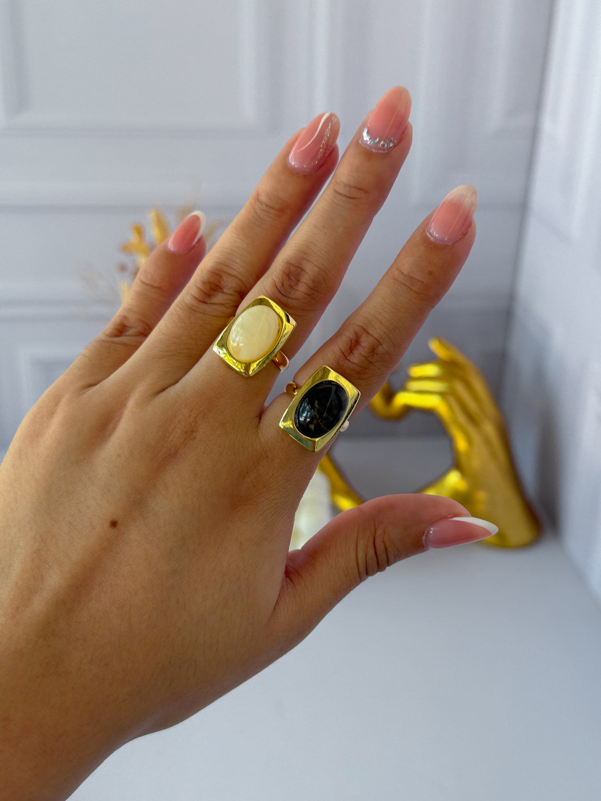 Large elegant ring