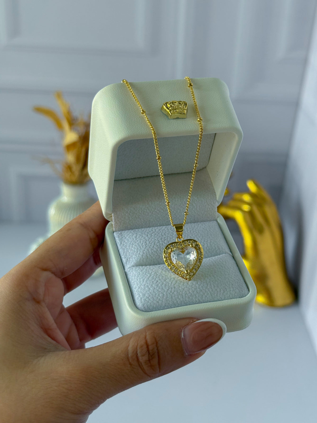 Cadena de corazón grande blanco