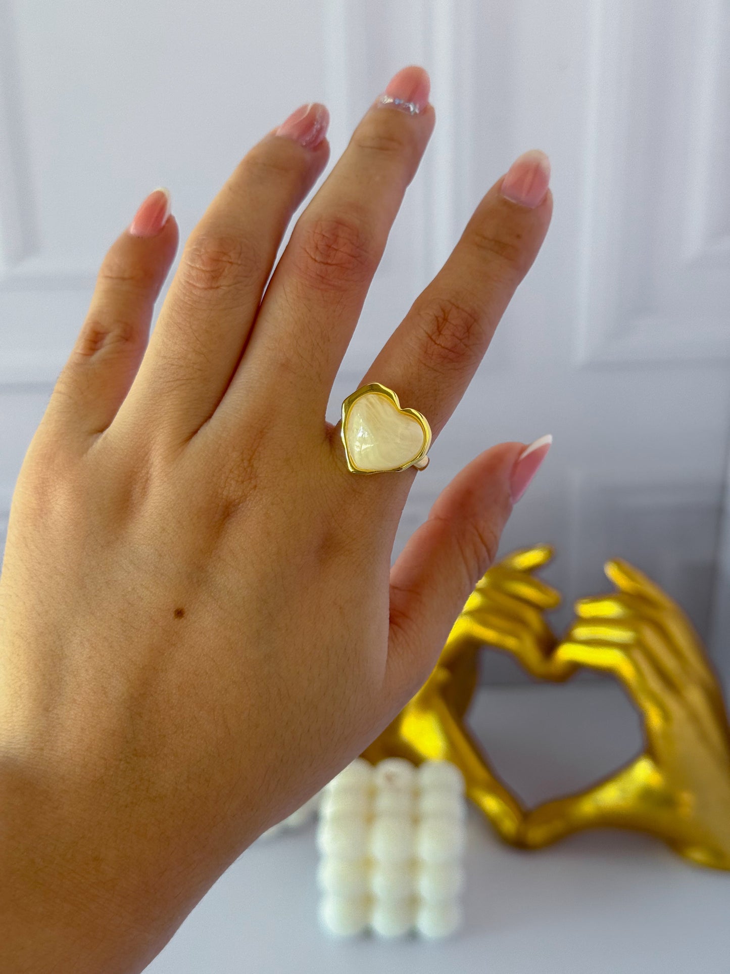 Mother-of-pearl heart ring