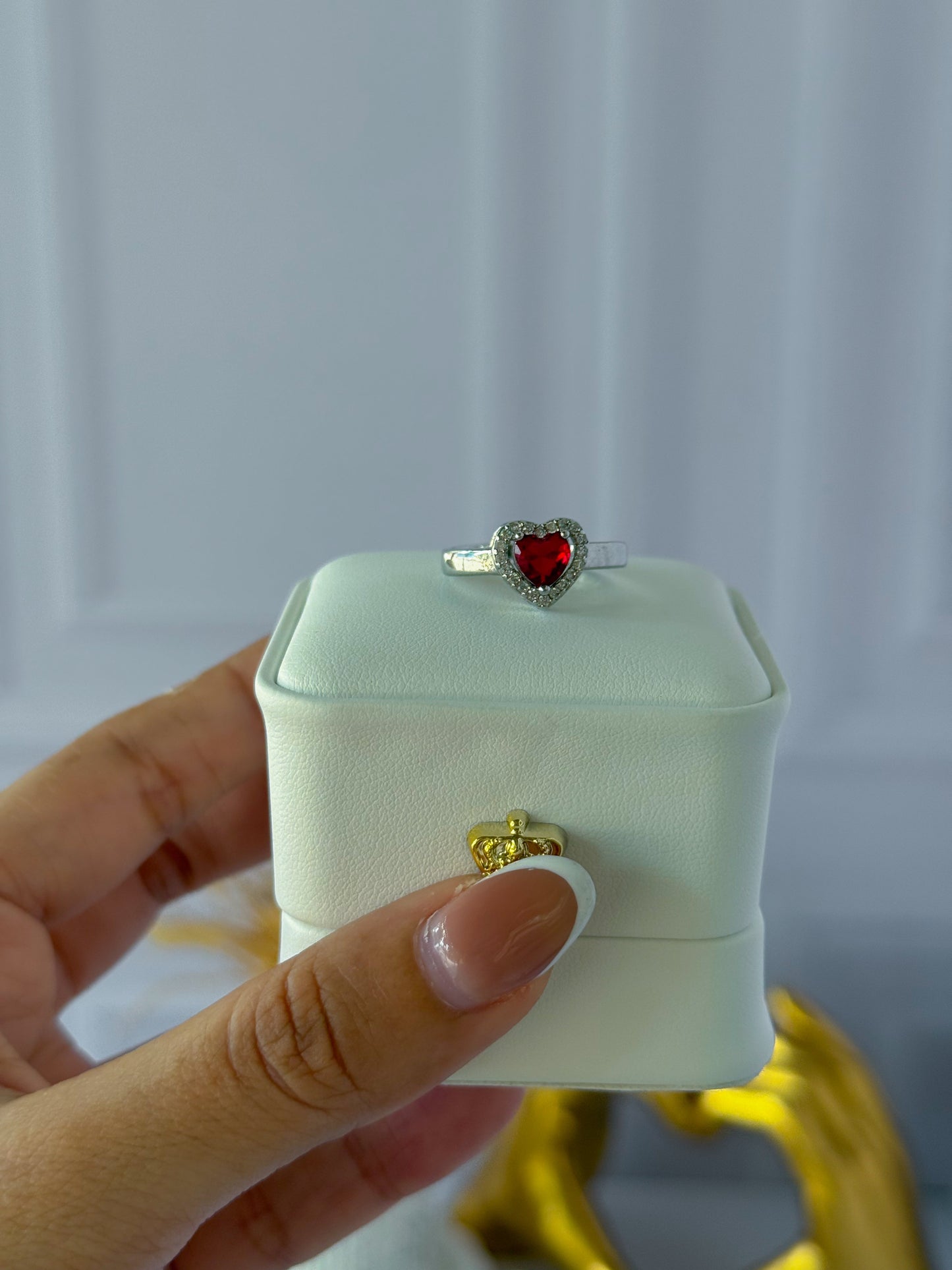 Silver heart ring