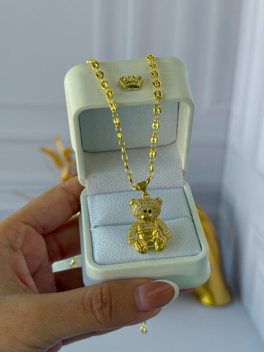 Cadena de osito tejido de Gucci
