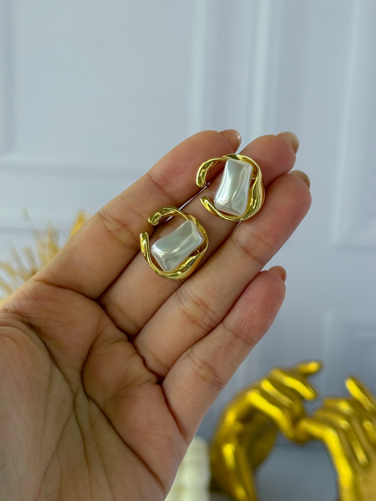 Aretes perlas cuadradas