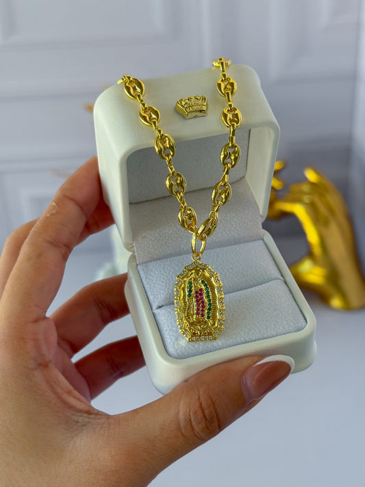 Cadena de la Virgen de Guadalupe de colores Gucci