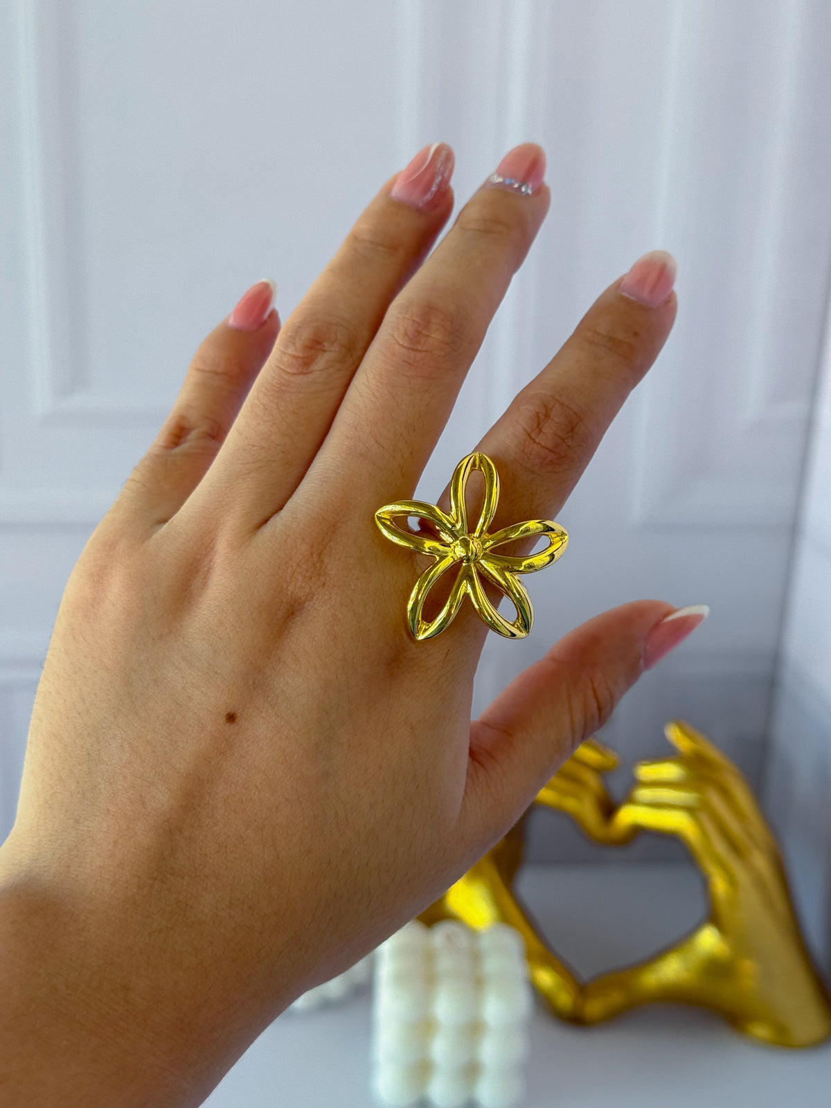 Large flower ring