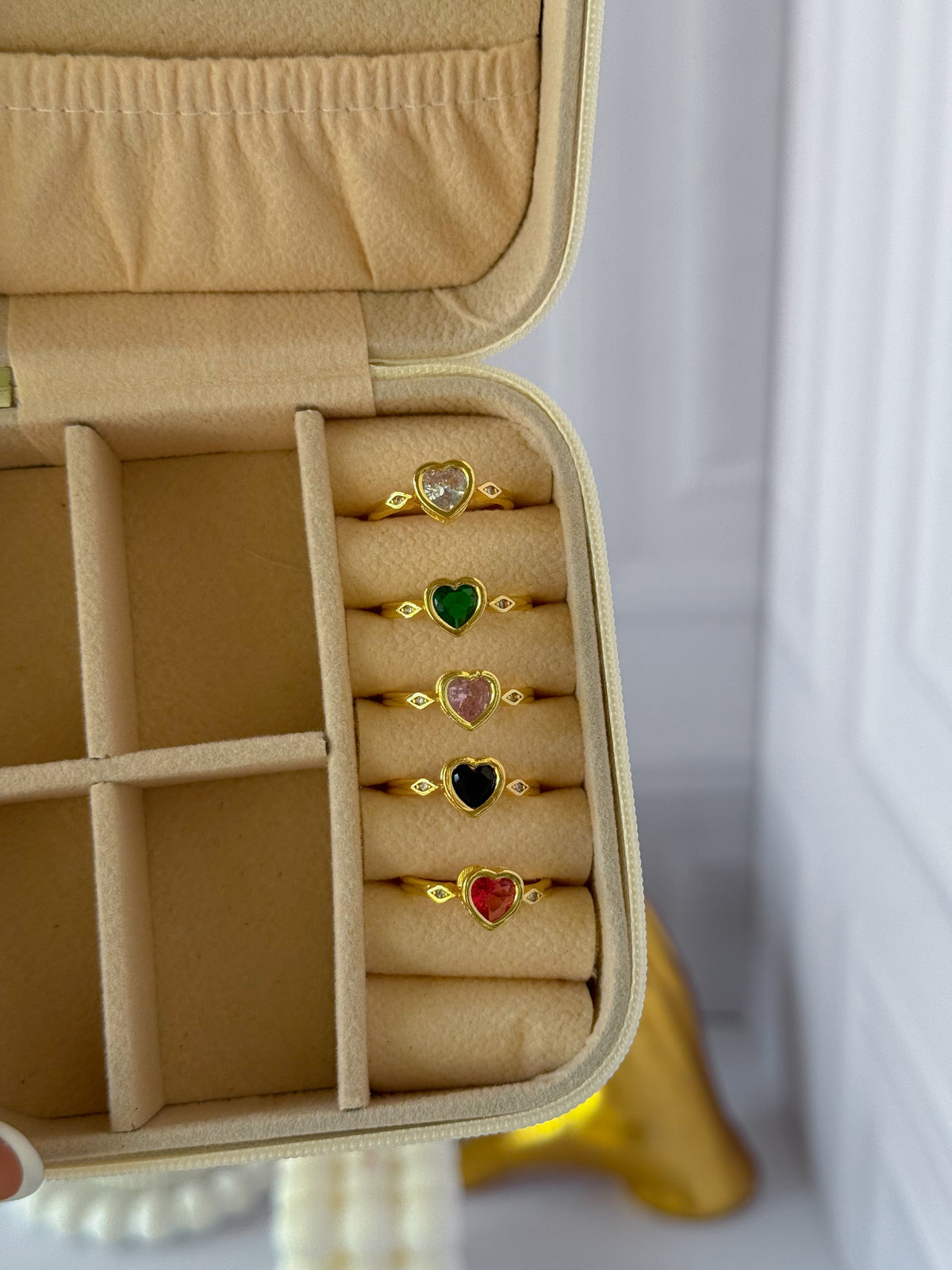 Simple heart ring