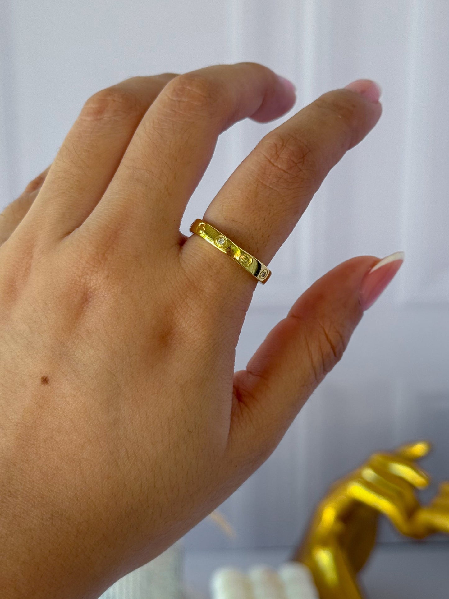 Cartier anillo sencillo