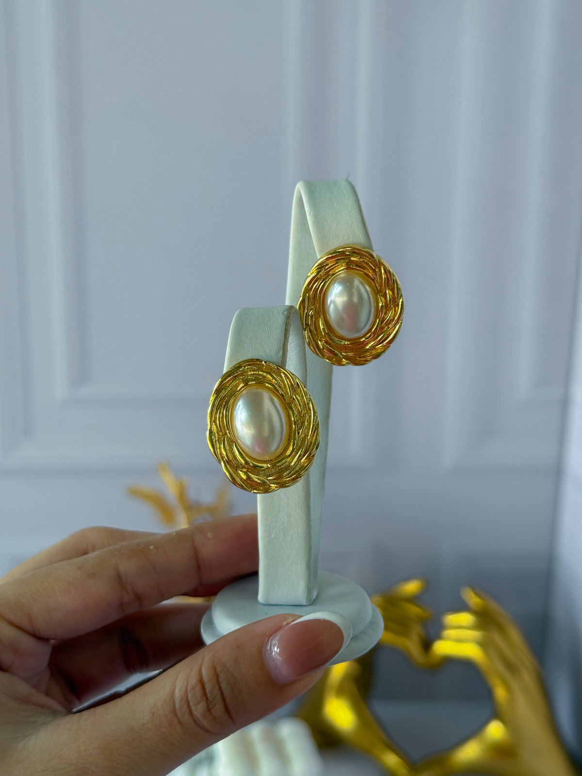 Aretes de perla grande