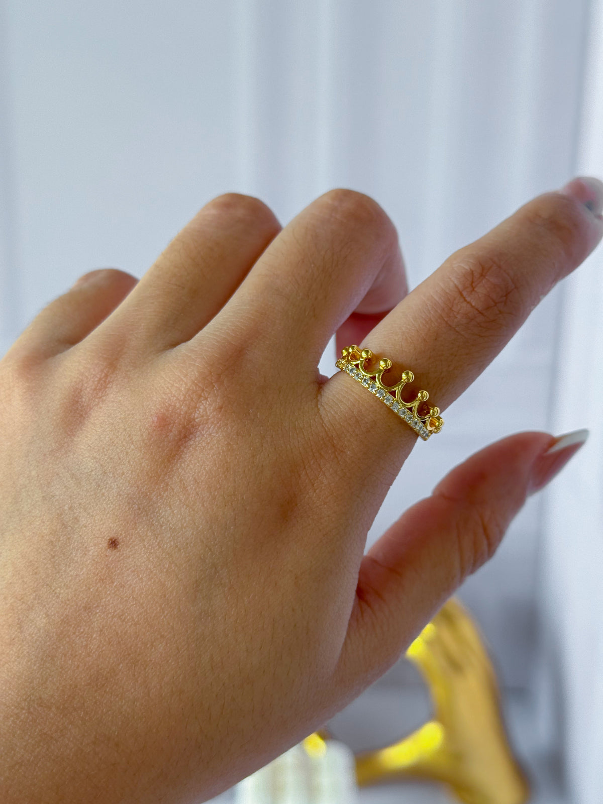Anillo de corona sencillo