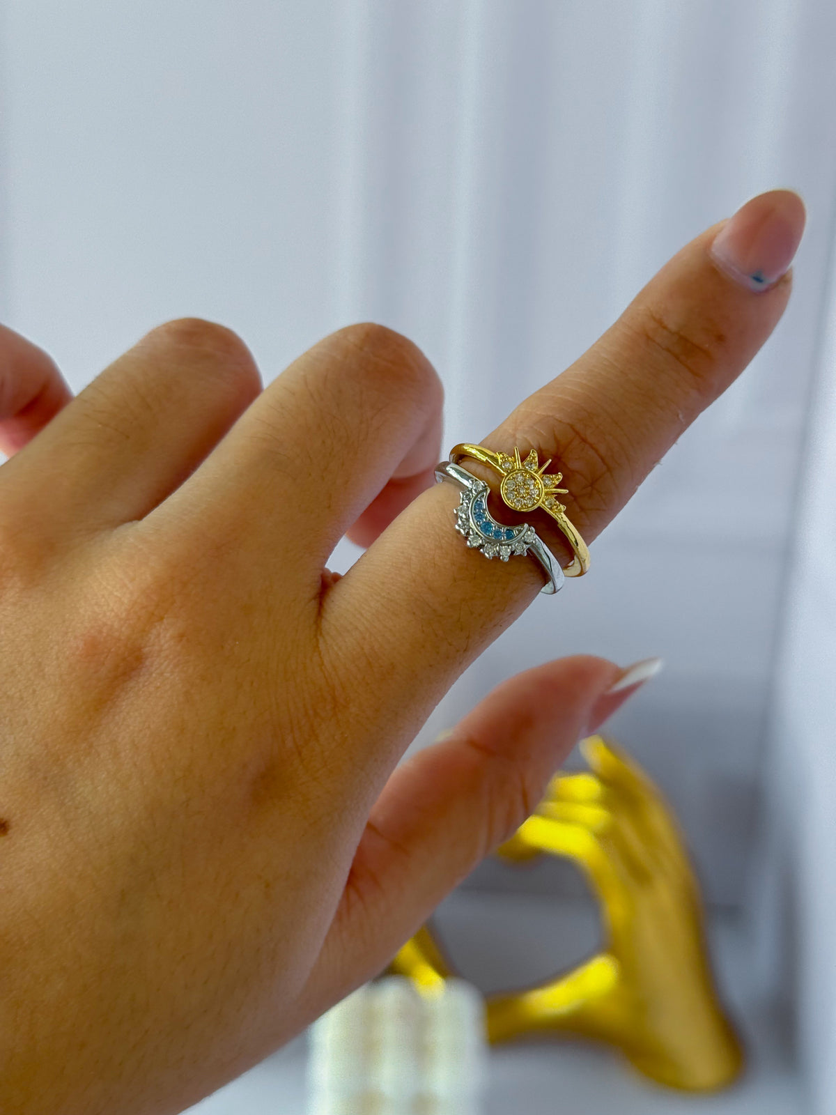 Sun and moon couple ring includes chest