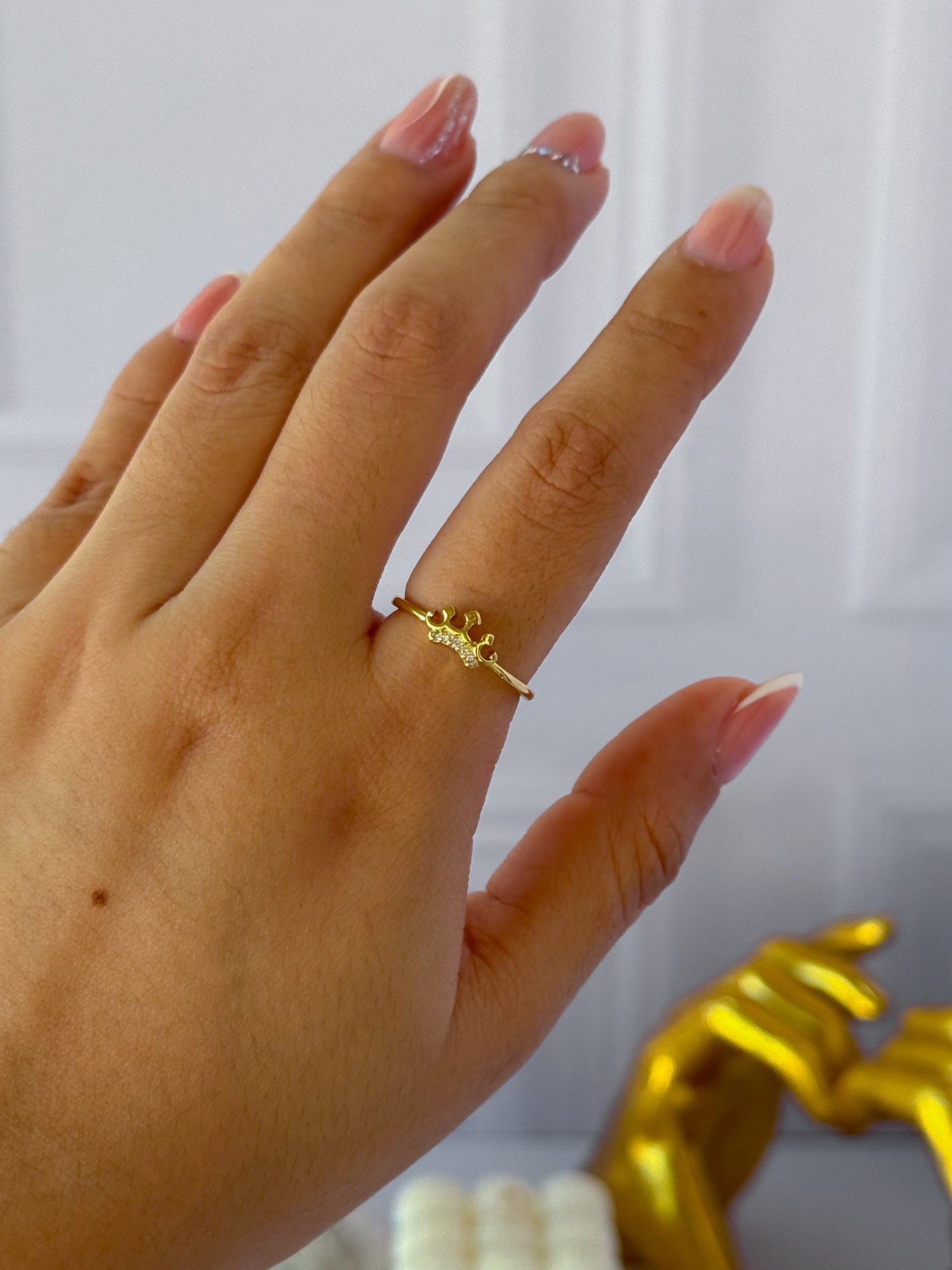 Anillo de corona sencillo