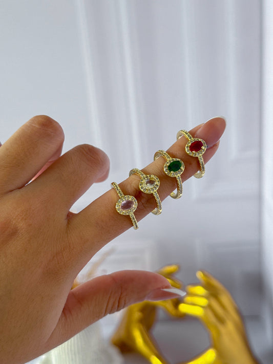Anillo ovalado dorado