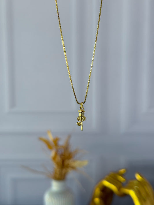 Small pink chain
