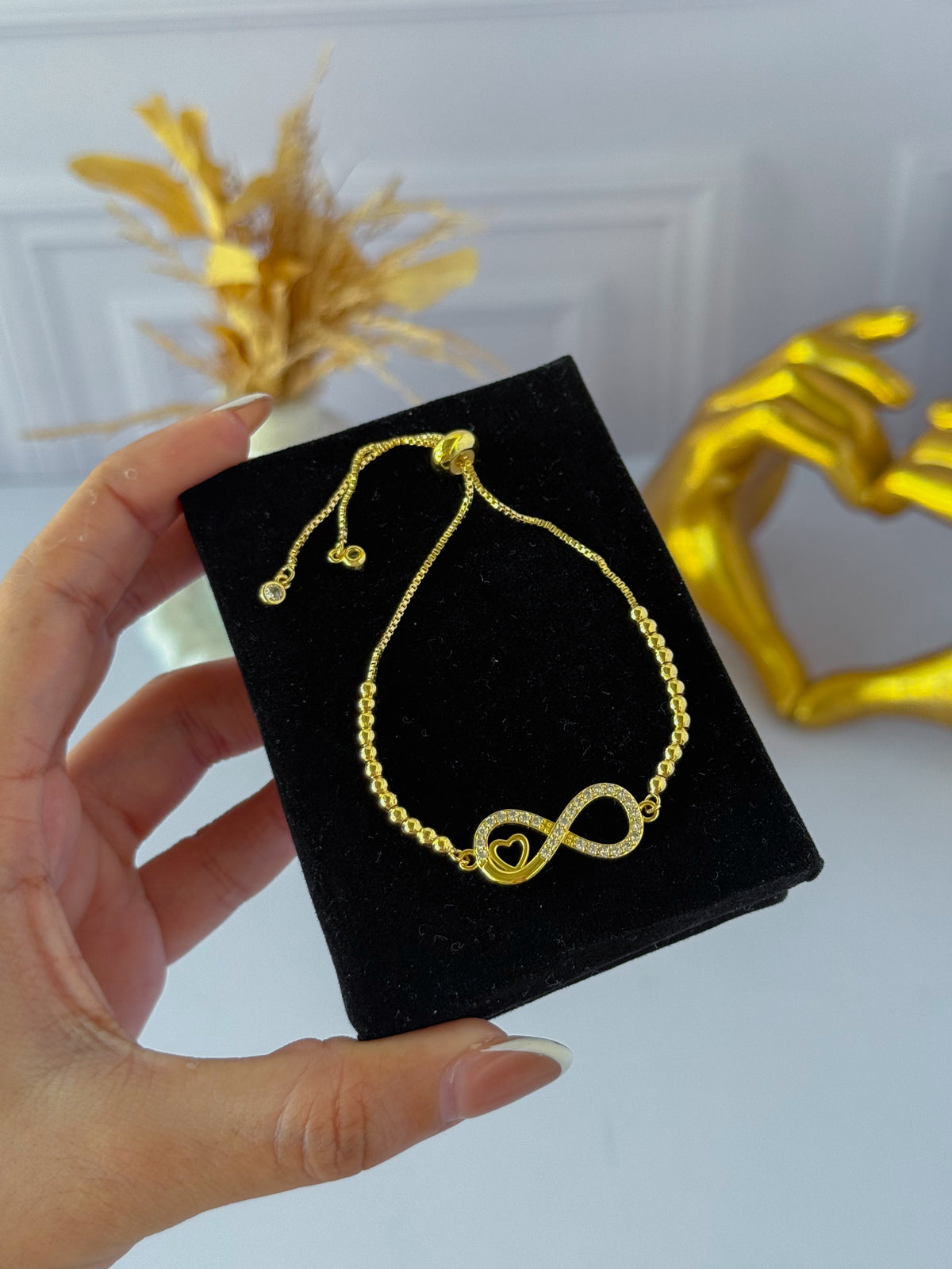 Pulsera de infinito perlada