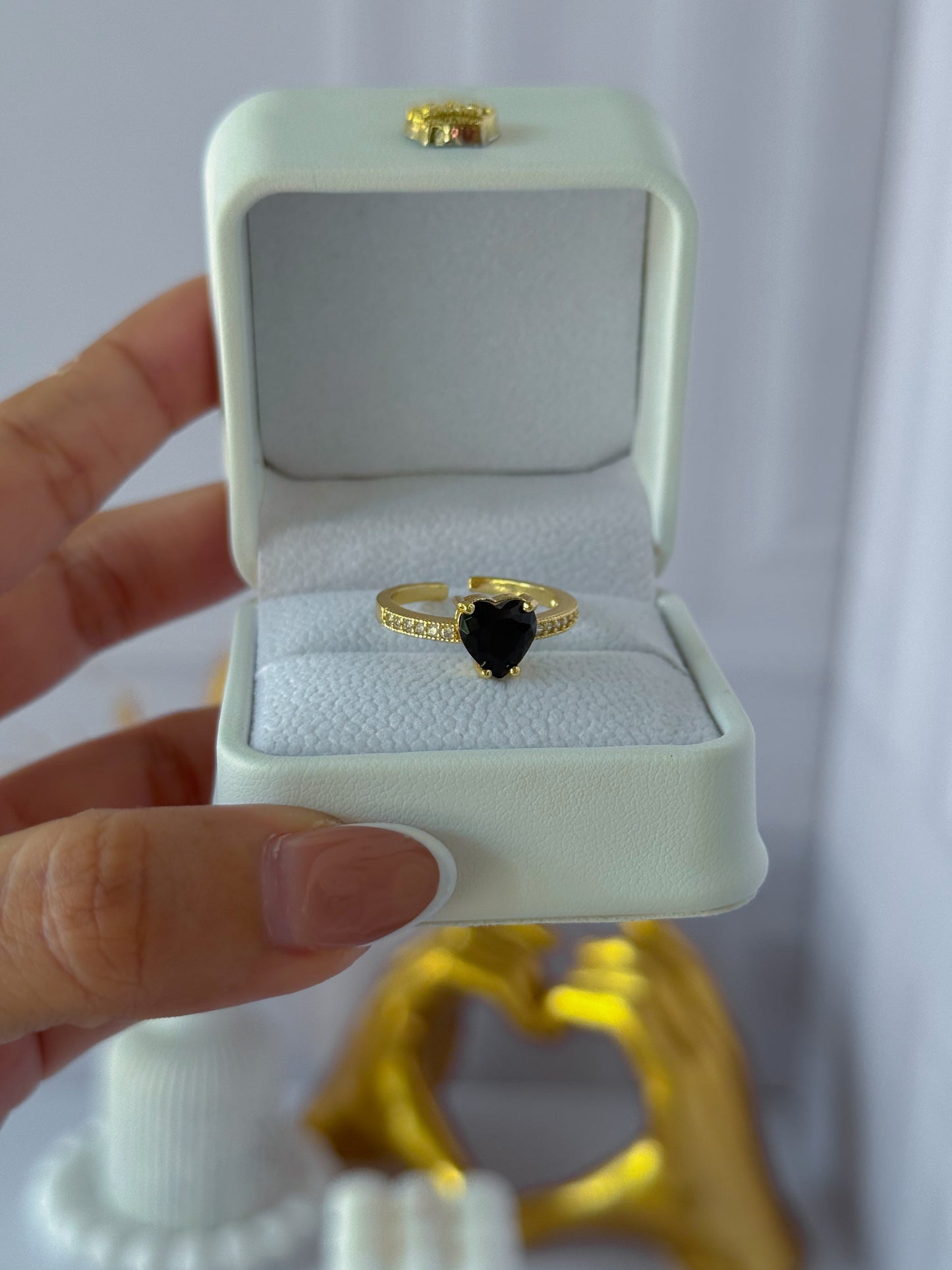Anillo de corazón grande