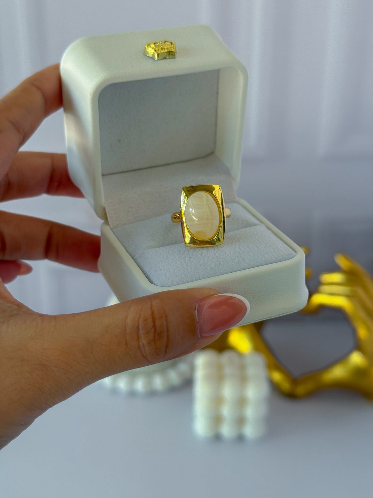 Large elegant ring