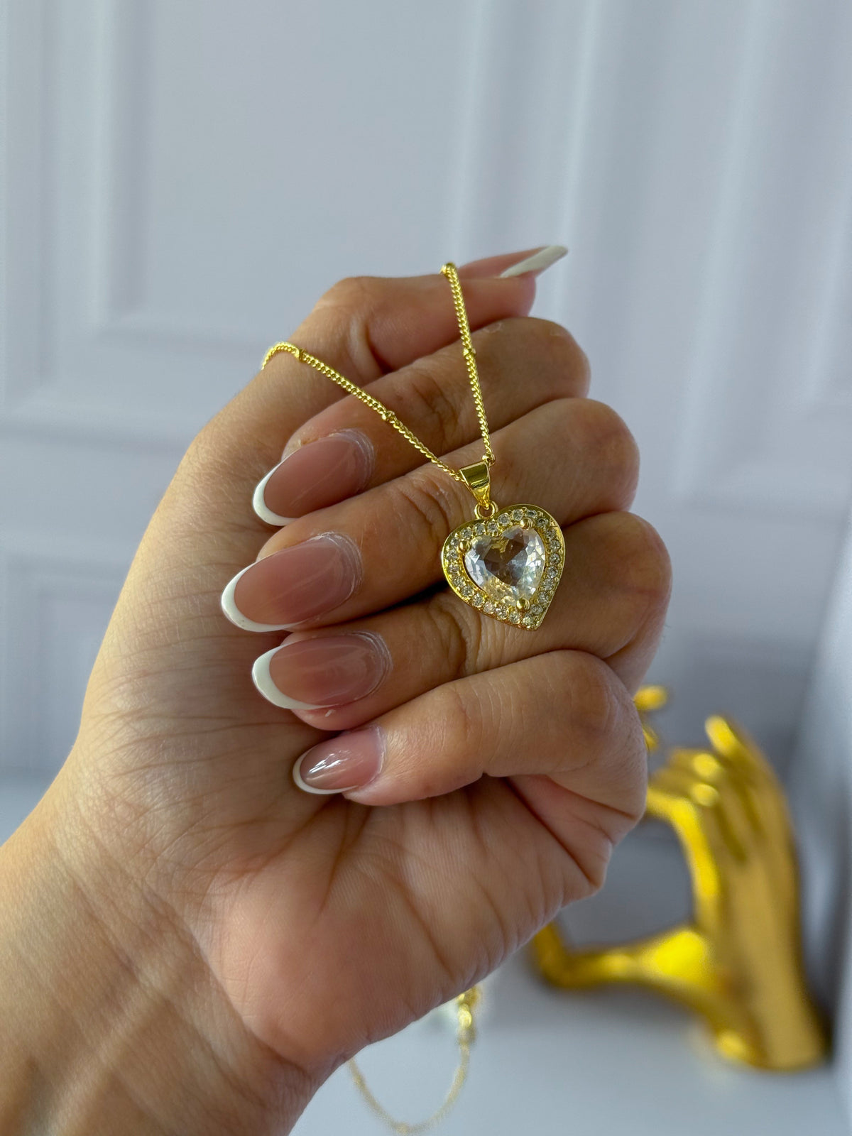 Cadena de corazón grande blanco