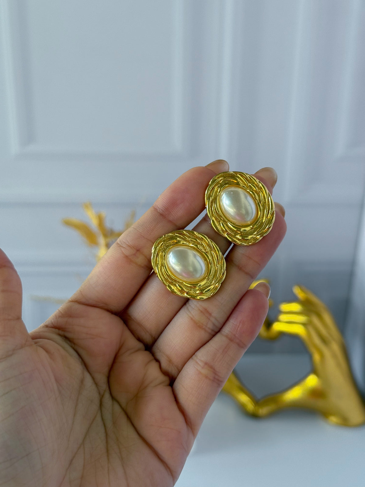 Aretes de perla grande