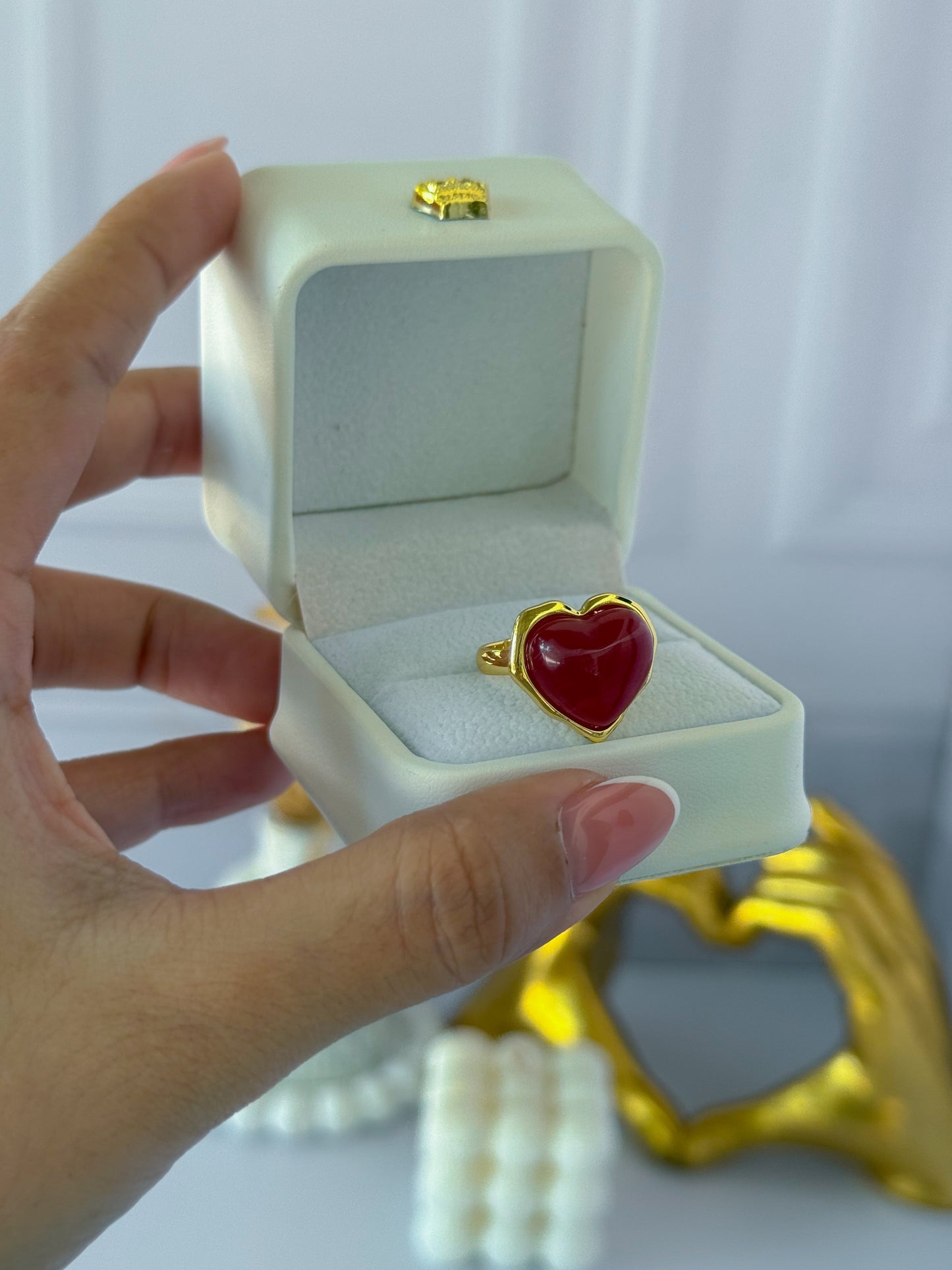 Garnet heart ring